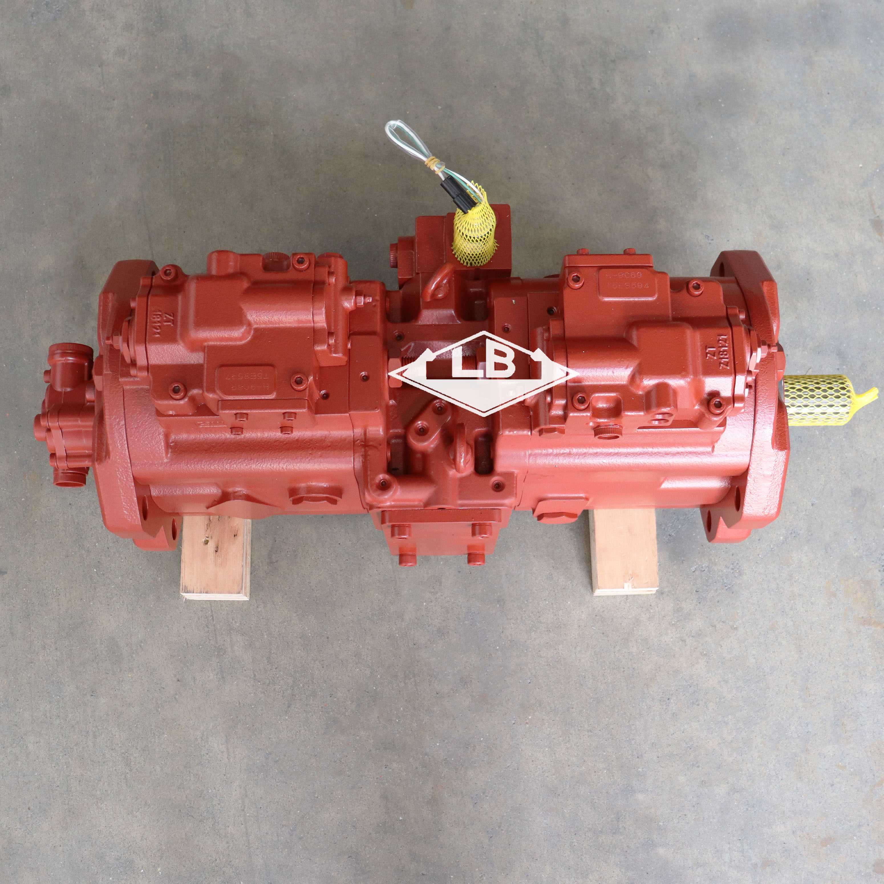 R320-9 R380-9 Pompe principale K3V180DTP-9N-17т 31Q9-10010 R330-9 Pompe principale
