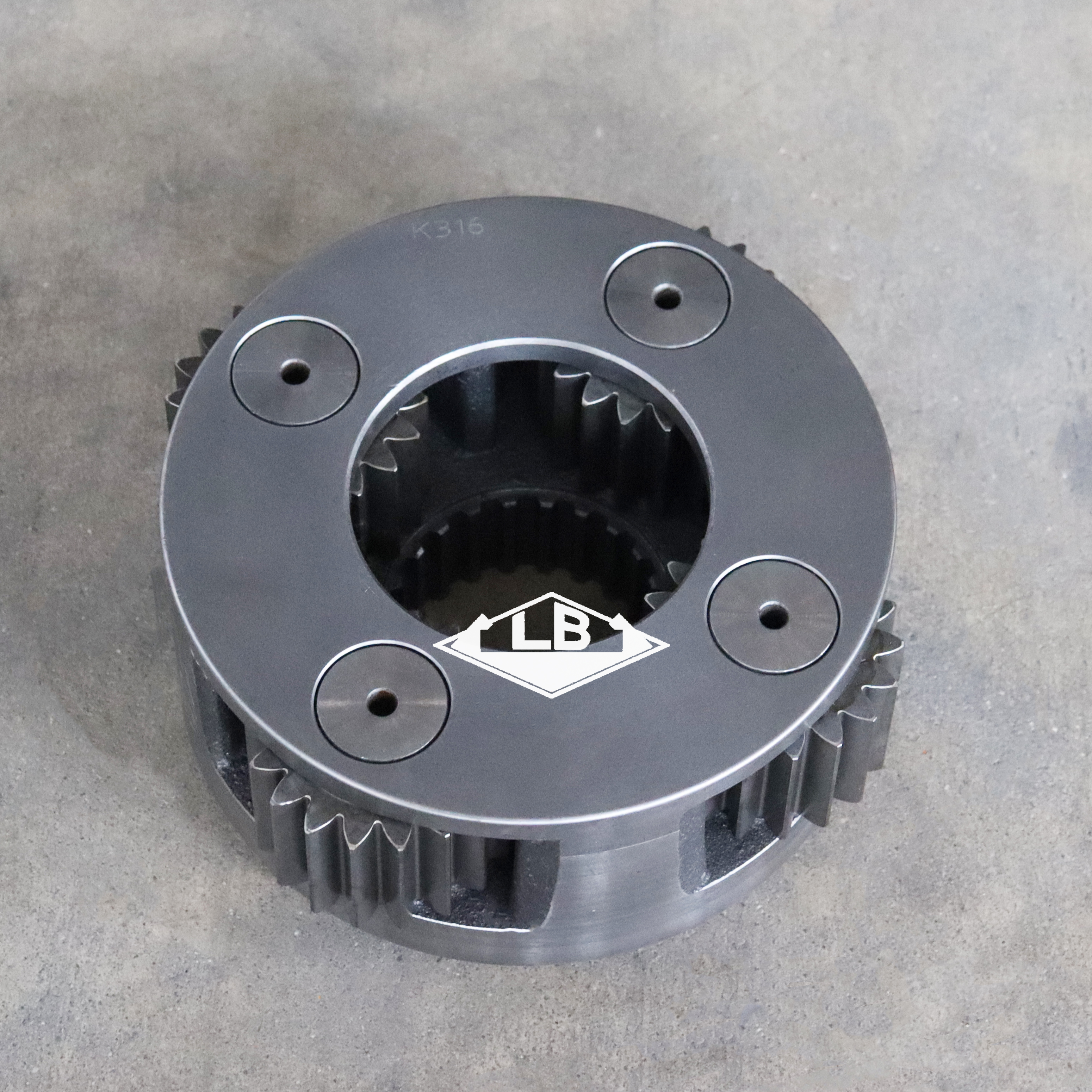 CX210 CX220 168437A1 Swing Reducer Part S2 Carrier Assy for Case Excavator