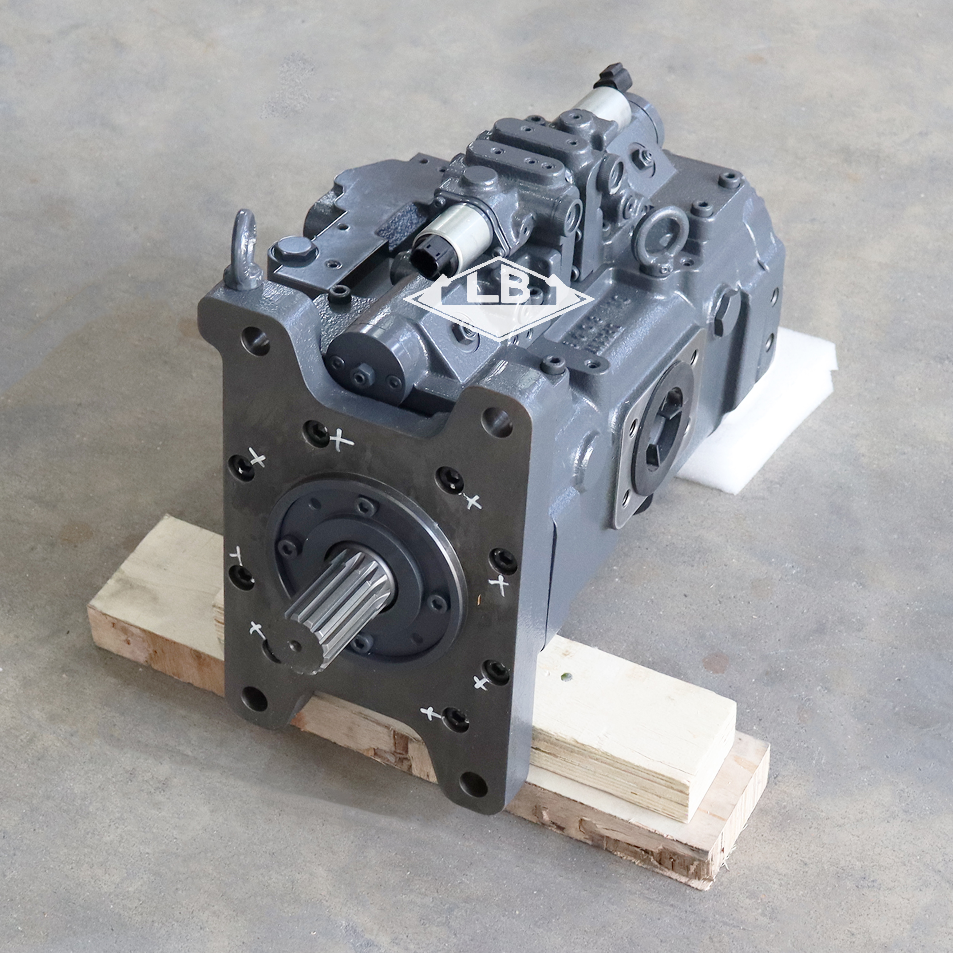 Pompe hydraulique VOLVO EC200D VOE14715508 POMPE PRINCIPALE