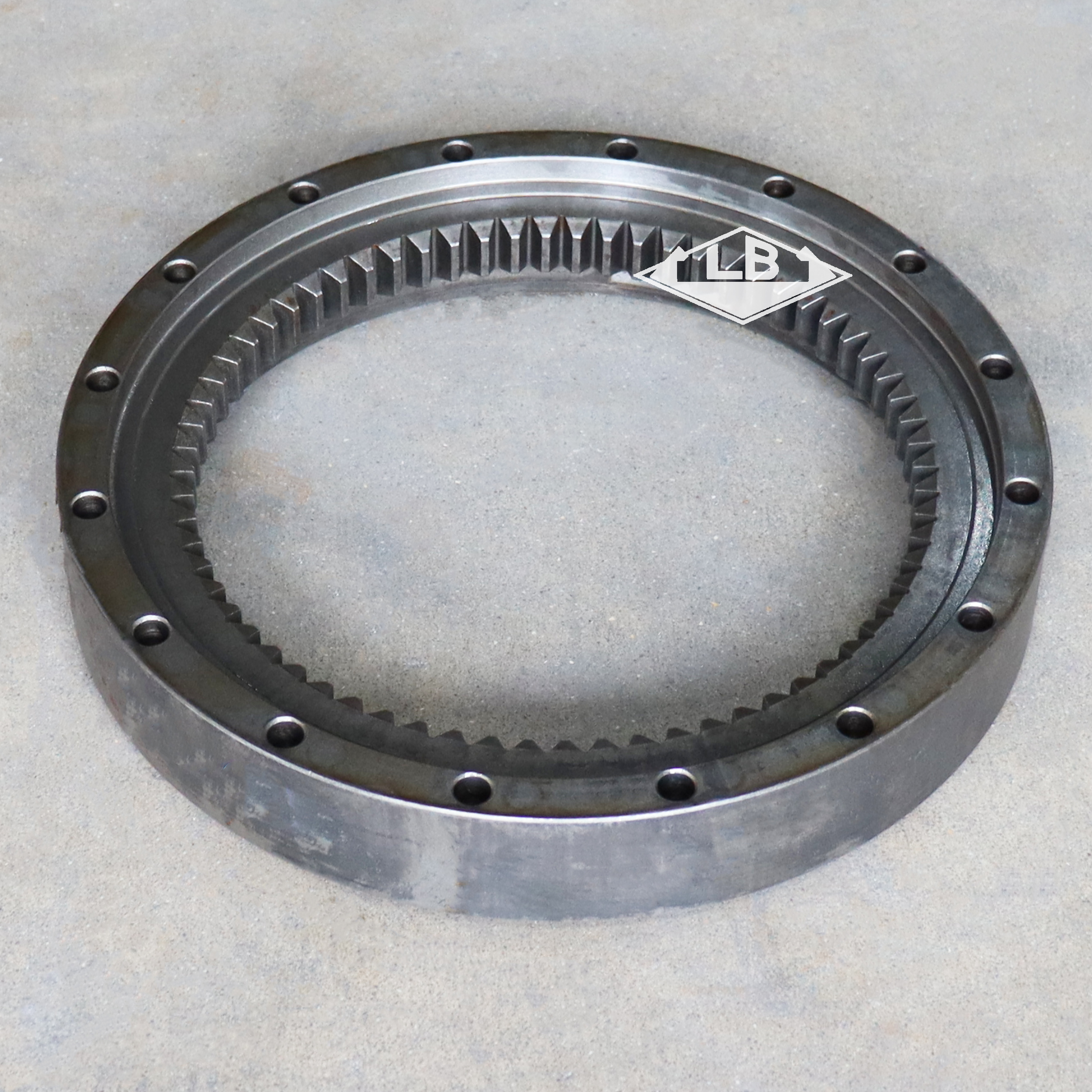 JCB205 JCB220 ANNEAU DENTÉ 332/H3926 JCB220 NO2 COURONNE