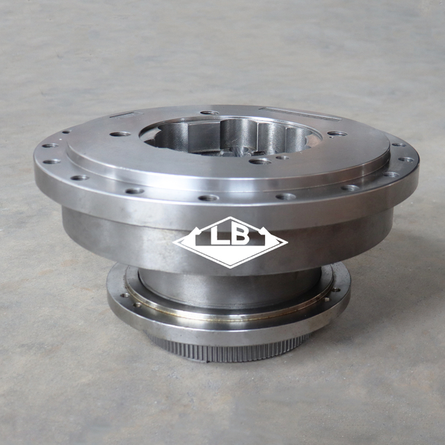 PC210-10 PC240-10 CAS DE MOTEUR DE VOYAGE 708-8F-04690 MOTEUR DE VOYAGE MOTEUR DE MOTEUR DE MOTEUR PIÈCES PIÈCES POUR KOMATU