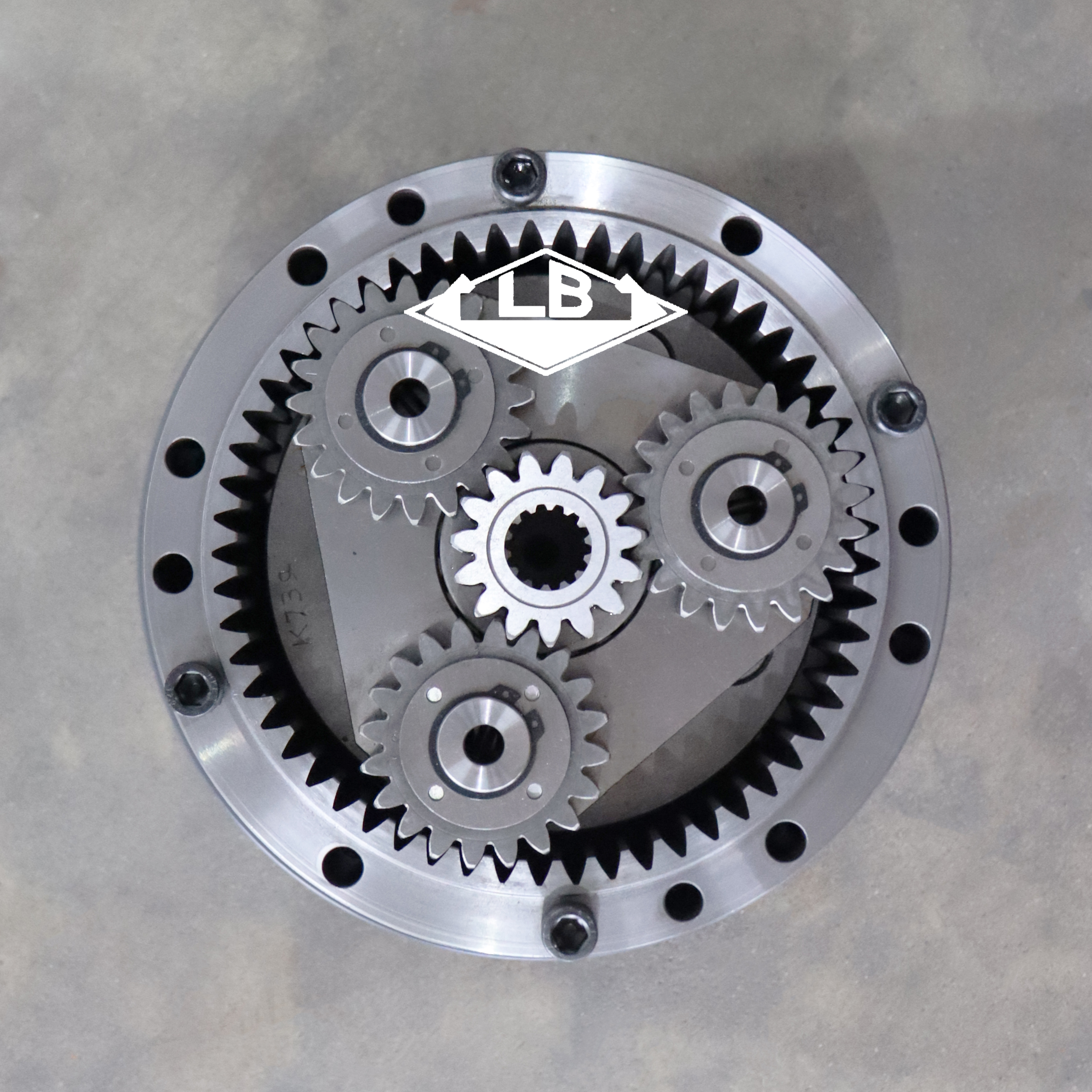 SK135 Swing Gearbox YX32W00002F1 YX32W00002F2 Swing Reduction Gear pour Kobelco Excavator