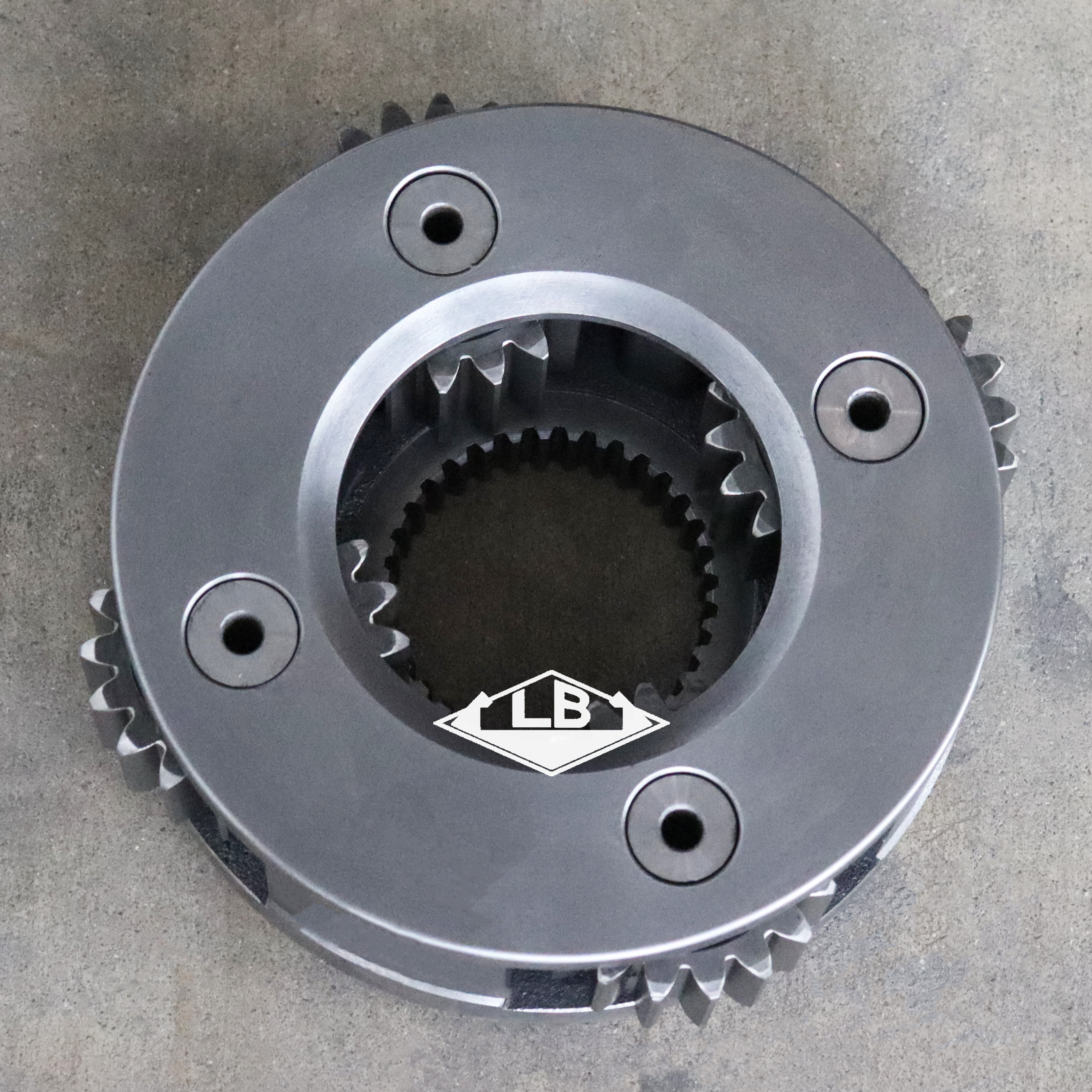 SK200-8 NO2 Swing Carrier Assy YN32W01058P1 Swing Gearbox Pièces pour Kobelco Excavator 