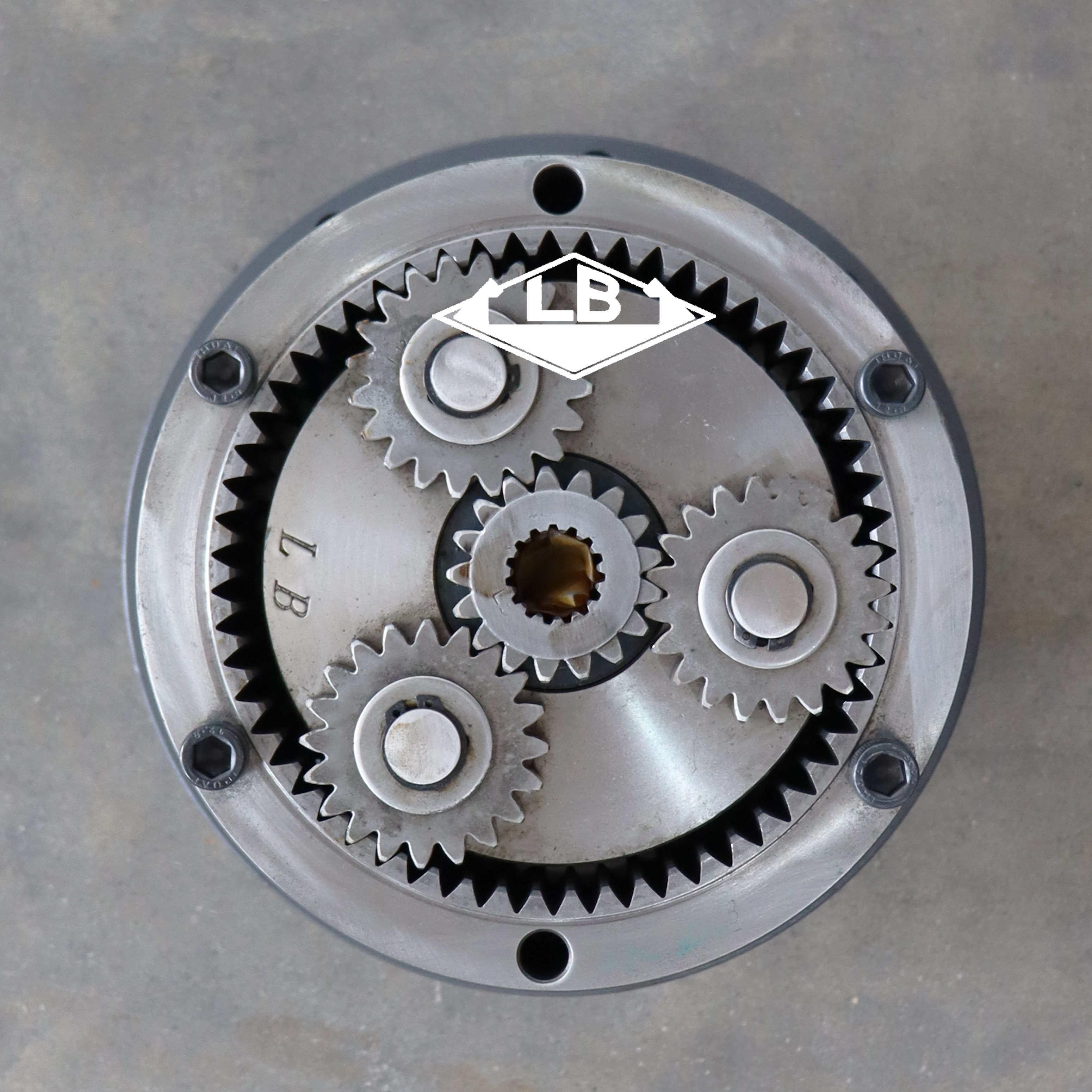 SK60-5 Swing Reduction Gear YR32W00002F1 SK60-5 Swing Gearbox pour Kobleco Excavator