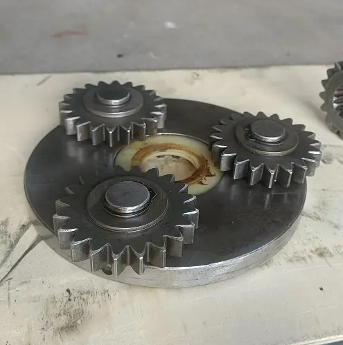 Bo&icirc;te de vitesses pivotante