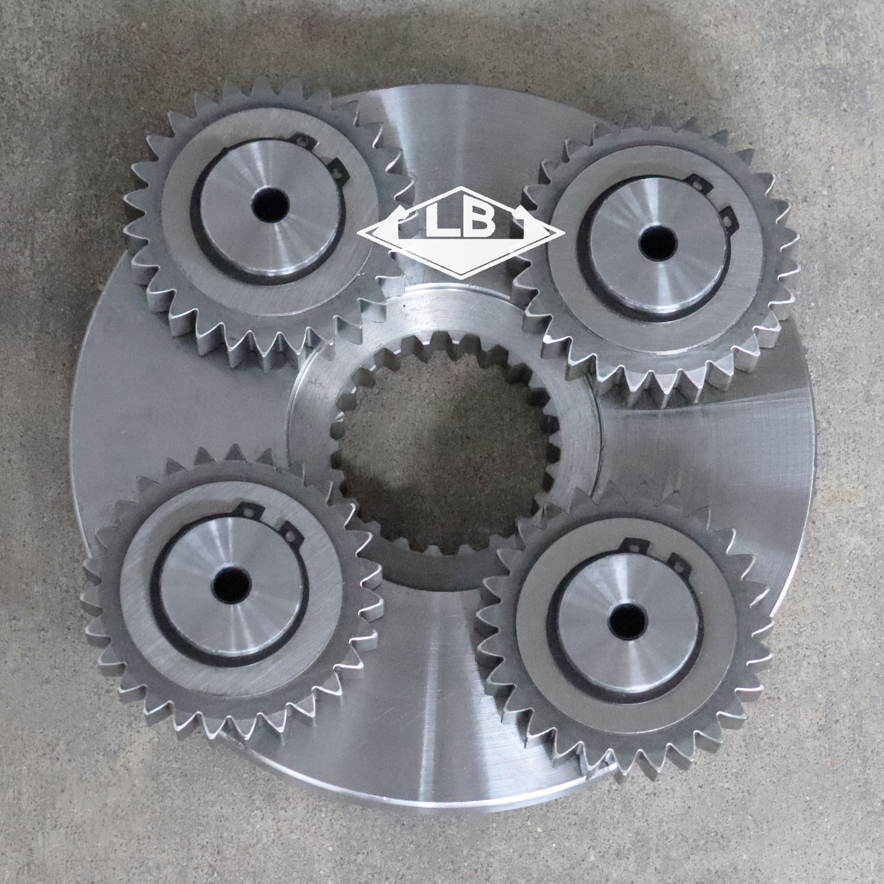 DX225 Carrier Assy 1st K9008337 100502-00022 Swing Gearbox Pièces de rechange pour l'excavatrice Doosan