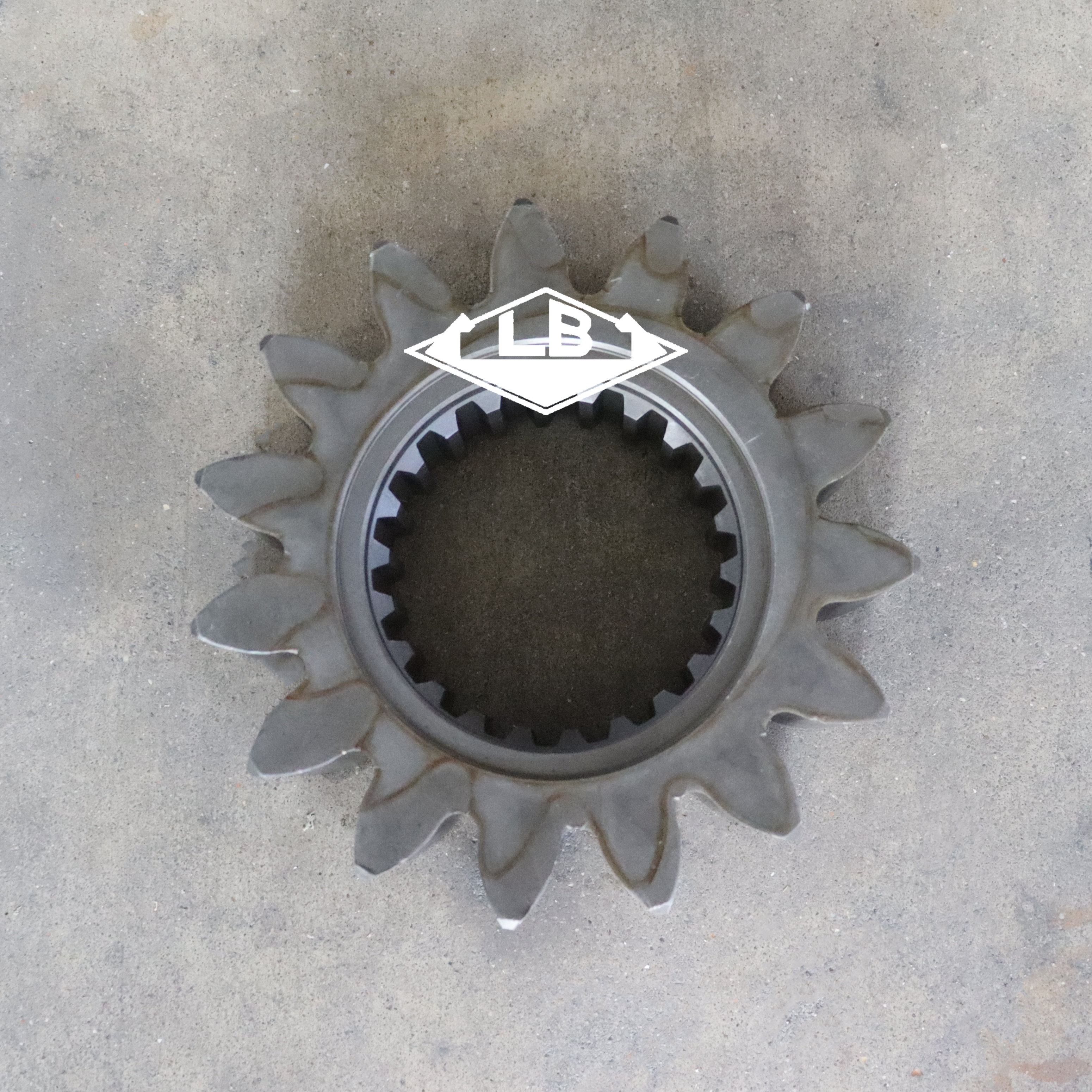 R290LC-9 R300-9 R305-9 Swing Pinion Gear XKAQ-00629 Pièces de rechange pour Hyundai Excavator