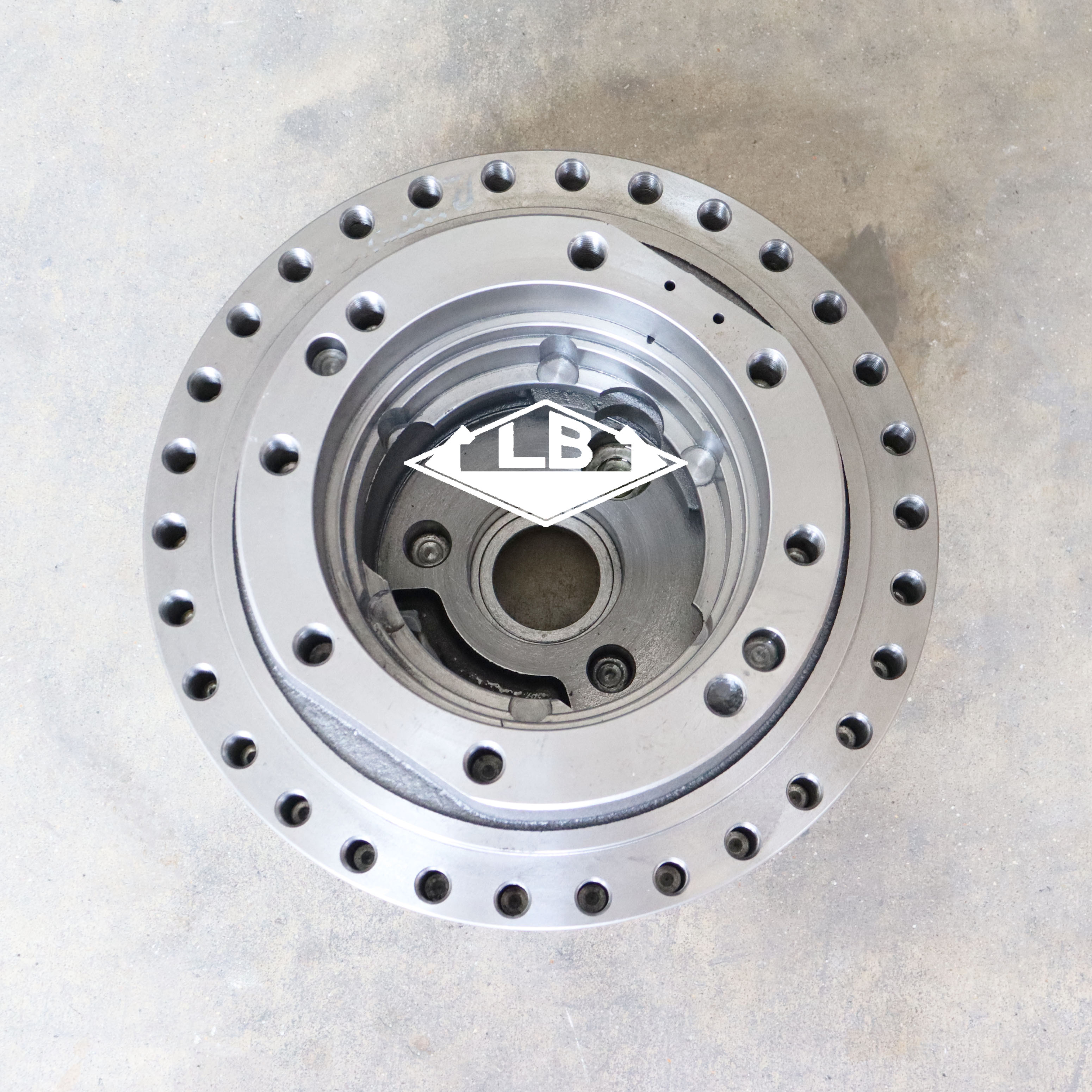 R220-9 HX220 MOTEUR DE VOYAGE MOTEUR 39Q6-41110 Pièces de moteur de voyage pour Hyundai Excavator R220LC-9 Final Drive Part