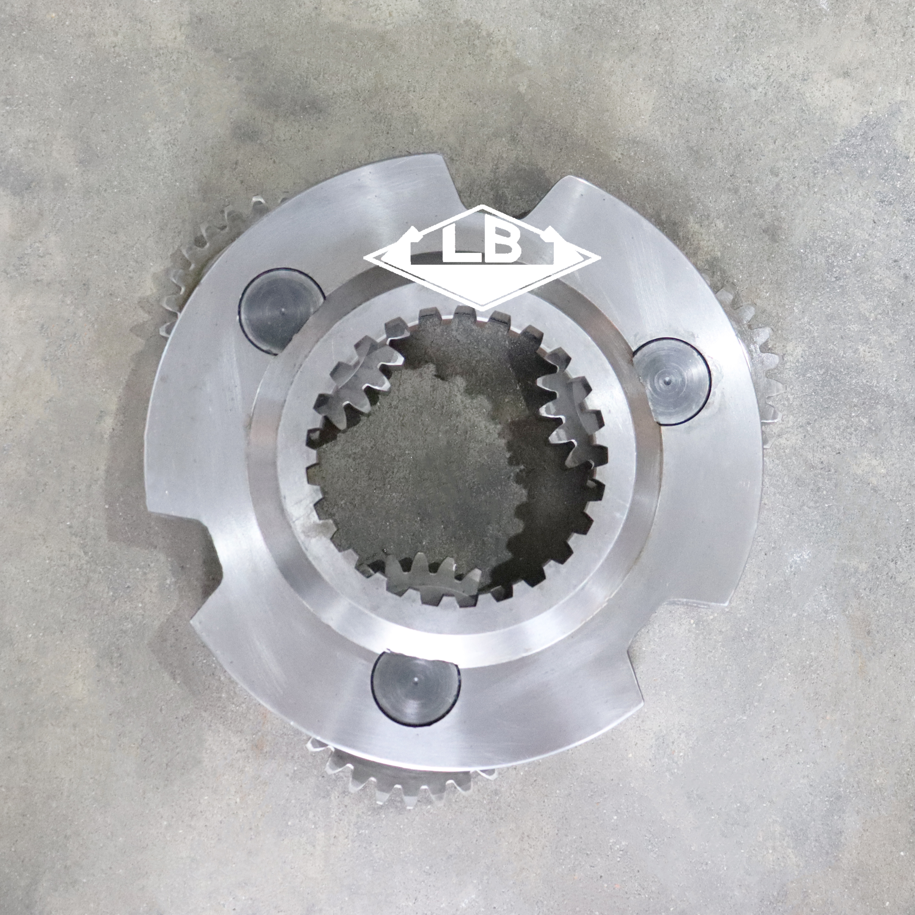 R360-7 Travel No2 Carrier Assy XKAH-00991 Pièces de rechange finales de conduite finale pour Hyundai Excavator